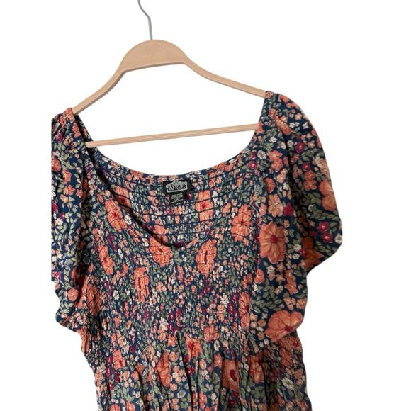 Angie Smocked Bodice Dress Womens 3X Floral Flutter Sleeve V-Neck Flowy‎ - Picture 2 of 4